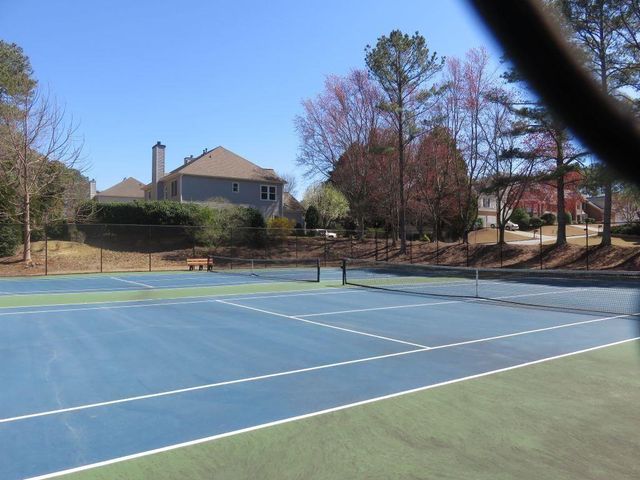 9385 Knollcrest Boulevard, Johns Creek, GA 30022