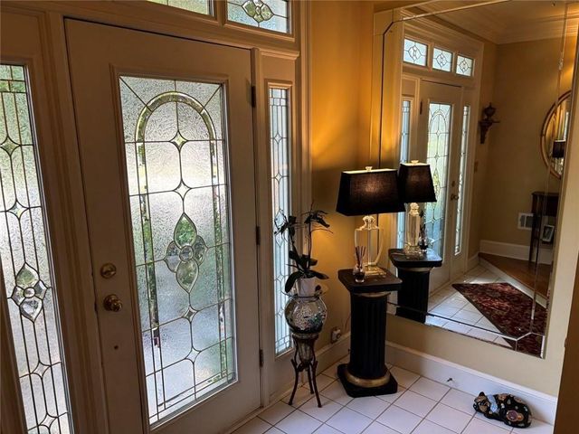 9385 Knollcrest Boulevard, Johns Creek, GA 30022