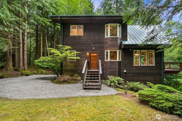 37 N Summit Drive, Bellingham, WA 98229