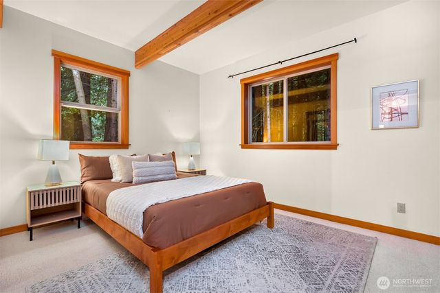 37 N Summit Drive, Bellingham, WA 98229