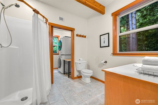 37 N Summit Drive, Bellingham, WA 98229