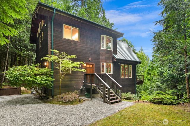 37 N Summit Drive, Bellingham, WA 98229