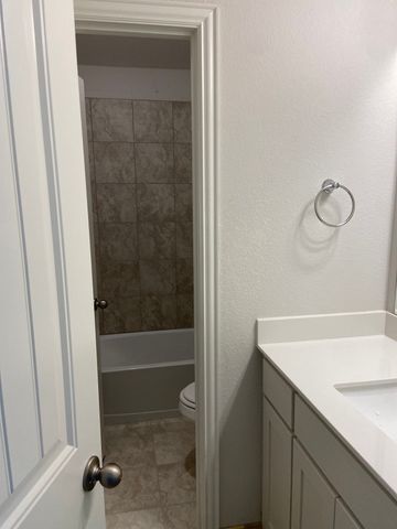810 County Road 200, Valley View, TX 76272