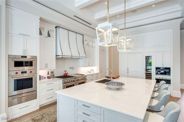 600 Fountainhead WAY, Naples, FL 34103