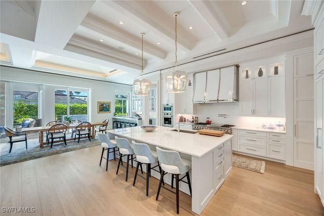 600 Fountainhead WAY, Naples, FL 34103