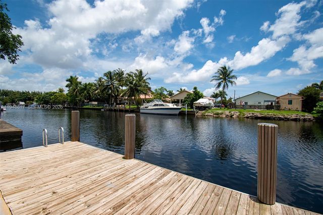 4680 SW 35th Ave, Dania Beach, FL 33312