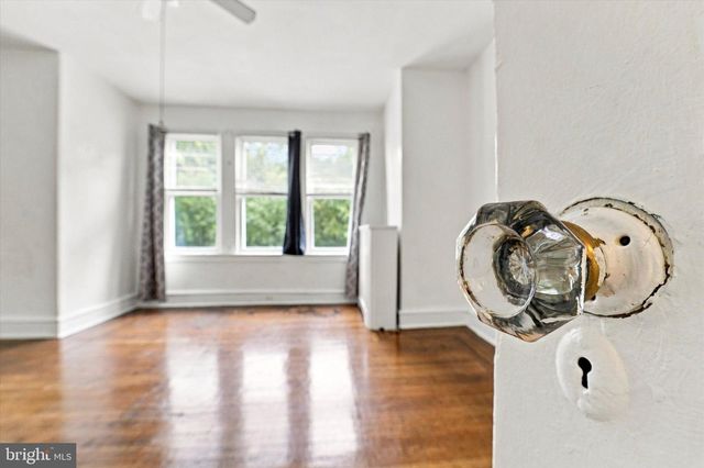 6421 CHEW AVE, Philadelphia, PA 19119