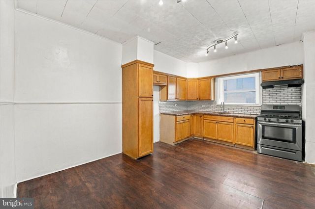6421 CHEW AVE, Philadelphia, PA 19119