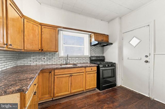 6421 CHEW AVE, Philadelphia, PA 19119