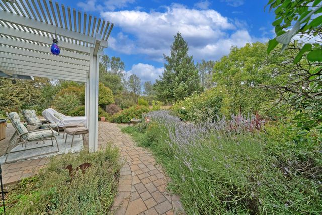 4565 Calumet Ct, Shingle Springs, CA 95682