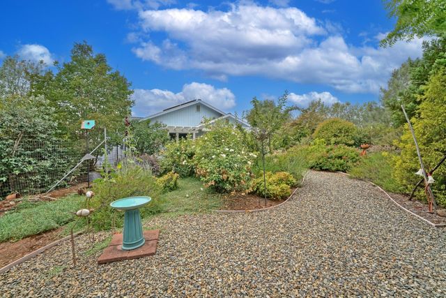 4565 Calumet Ct, Shingle Springs, CA 95682