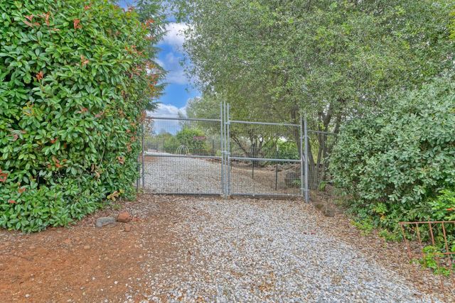4565 Calumet Ct, Shingle Springs, CA 95682