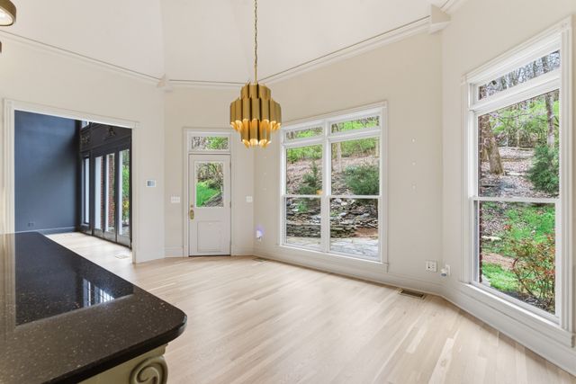 553 Grand Oaks Dr, Brentwood, TN 37027