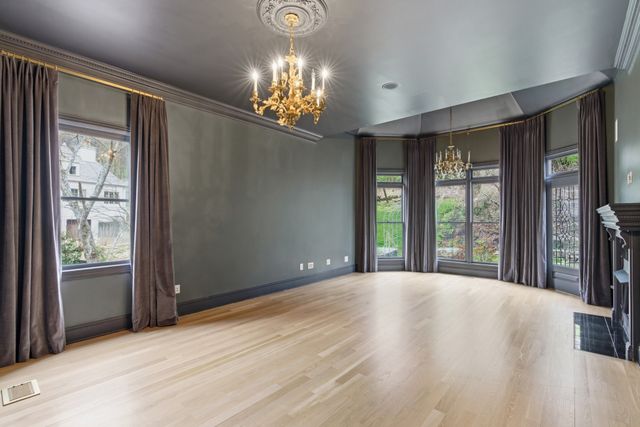 553 Grand Oaks Dr, Brentwood, TN 37027