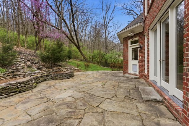 553 Grand Oaks Dr, Brentwood, TN 37027