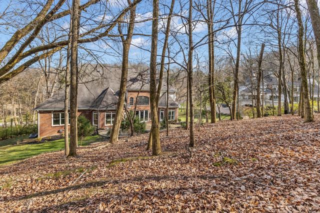553 Grand Oaks Dr, Brentwood, TN 37027