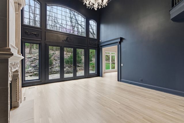 553 Grand Oaks Dr, Brentwood, TN 37027