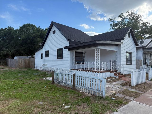 2116 W PINE STREET, Tampa, FL 33607