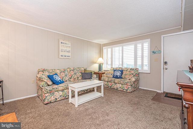 9 41st St Unit 227, Ocean City, MD 21842