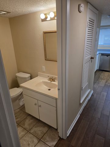 368 Westview Terrace, Arlington, TX 76013