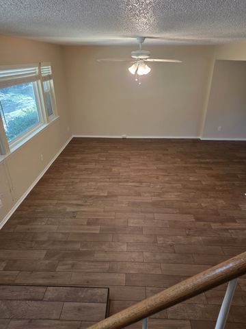 368 Westview Terrace, Arlington, TX 76013