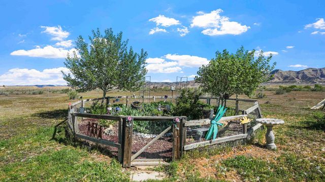 2062 Three Eagles Way, Loma, CO 81524