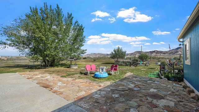 2062 Three Eagles Way, Loma, CO 81524