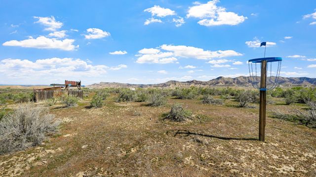 2062 Three Eagles Way, Loma, CO 81524