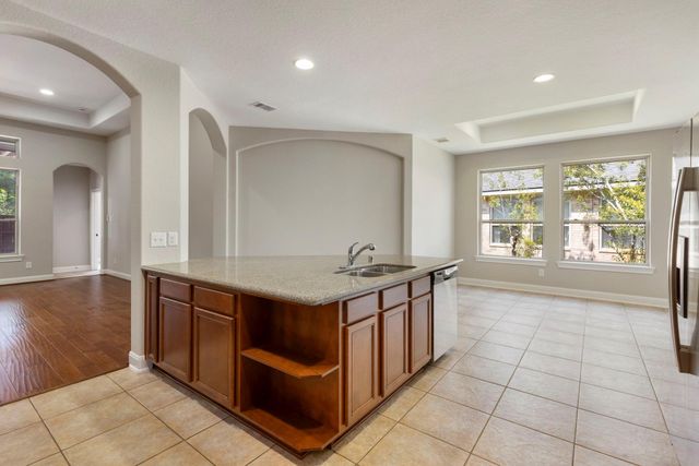 70 N Rocky Point Circle, The Woodlands, TX 77389