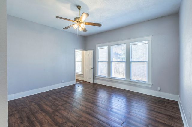 609 Herring Avenue, Waco, TX 76708