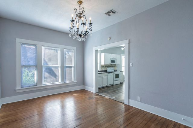 609 Herring Avenue, Waco, TX 76708