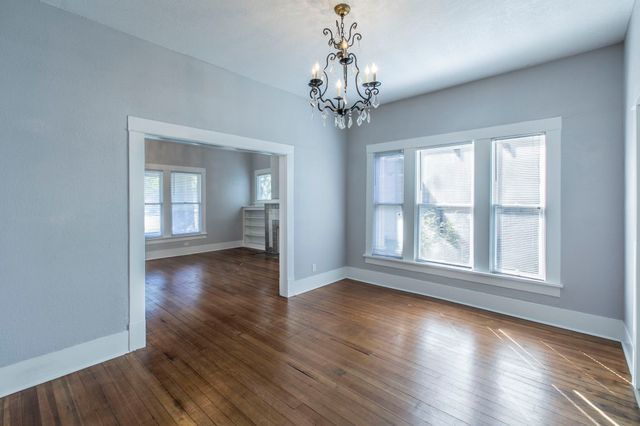 609 Herring Avenue, Waco, TX 76708