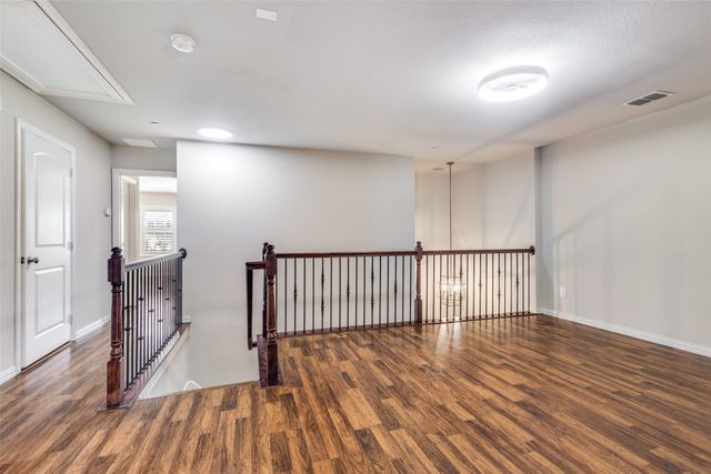 403 Teague Drive, Lewisville, TX 75067