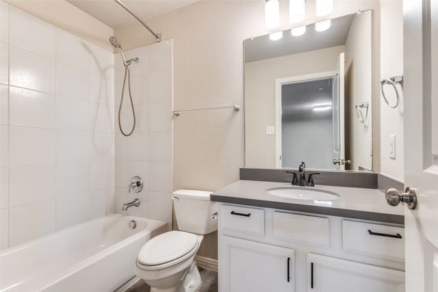 403 Teague Drive, Lewisville, TX 75067