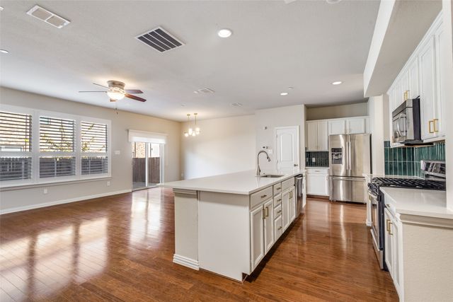 403 Teague Drive, Lewisville, TX 75067