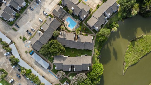 3220 69th Street K6, Galveston, TX 77551