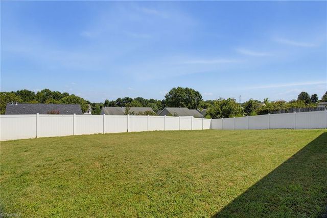 5021 Teal Court, Winston-salem, NC 27127