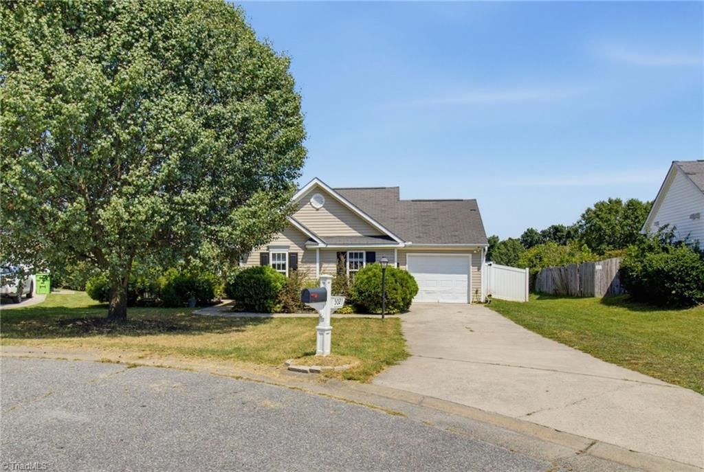 5021 Teal Court, Winston-salem, NC 27127