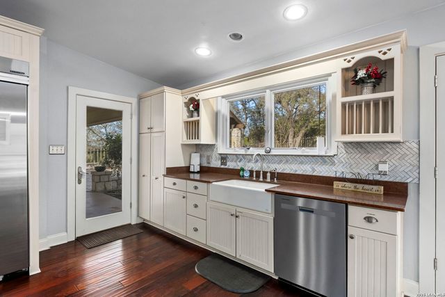 6093 Fm 311, Spring Branch, TX 78070