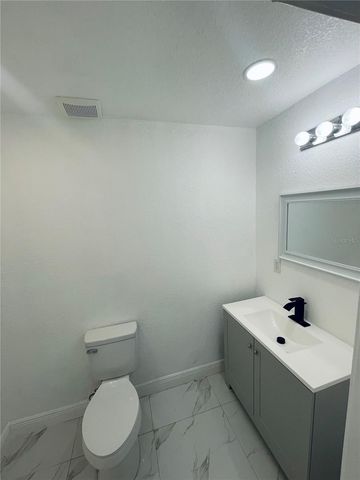 1129 W 6TH STREET, Lakeland, FL 33805