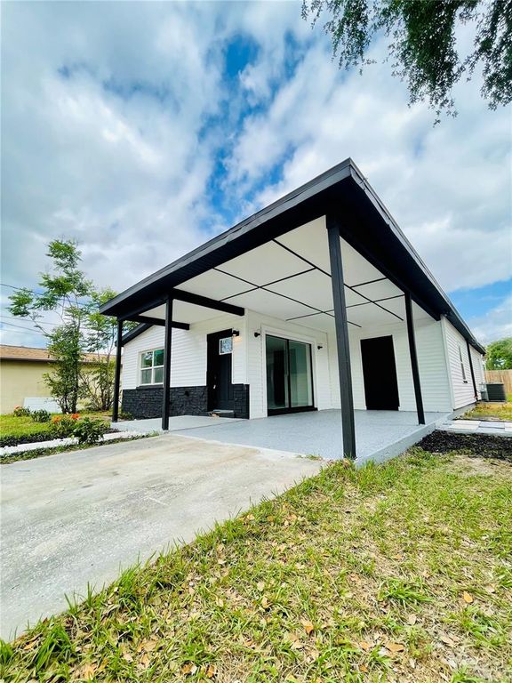 1129 W 6TH STREET, Lakeland, FL 33805