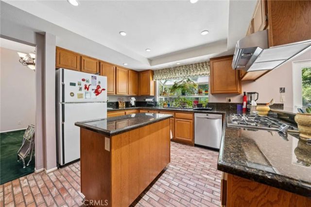 28105 Eagle Peak Avenue, Canyon Country, CA 91387