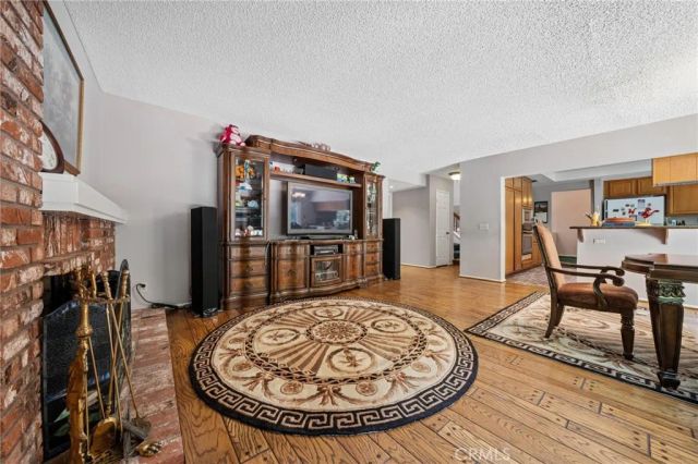 28105 Eagle Peak Avenue, Canyon Country, CA 91387