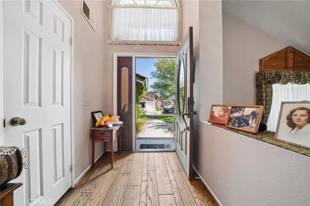 28105 Eagle Peak Avenue, Canyon Country, CA 91387
