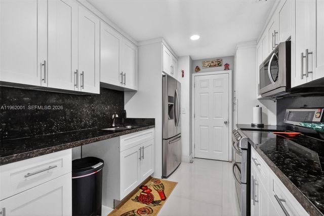 16832 NW 52nd Ave, Miami Gardens, FL 33055