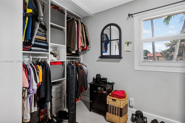 16832 NW 52nd Ave, Miami Gardens, FL 33055