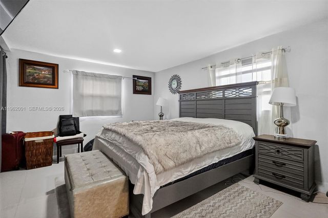 16832 NW 52nd Ave, Miami Gardens, FL 33055