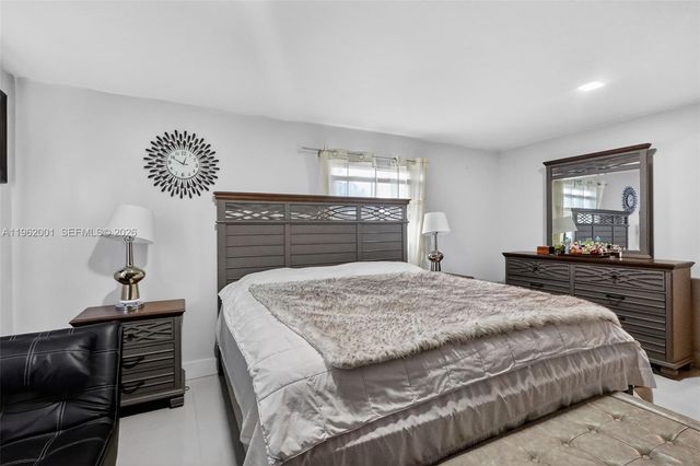 16832 NW 52nd Ave, Miami Gardens, FL 33055