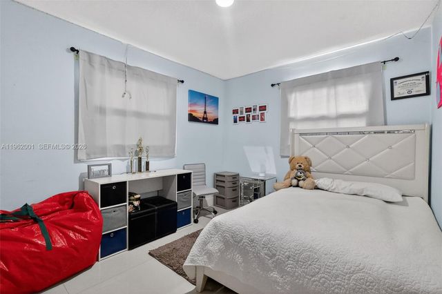 16832 NW 52nd Ave, Miami Gardens, FL 33055