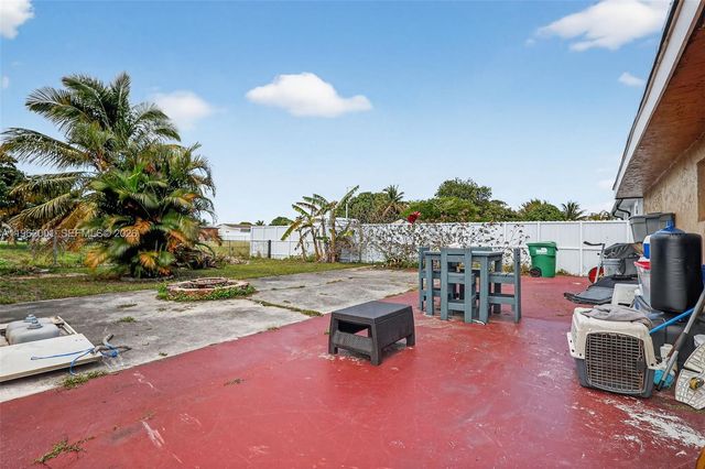 16832 NW 52nd Ave, Miami Gardens, FL 33055